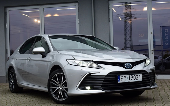 Toyota Camry cena 169000 przebieg: 14200, rok produkcji 2022 z Poznań małe 92